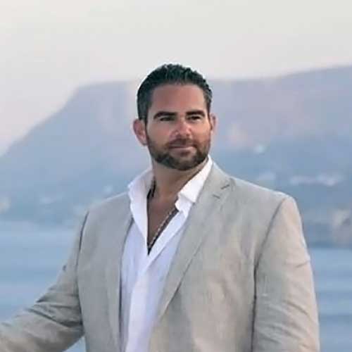 kosta-head